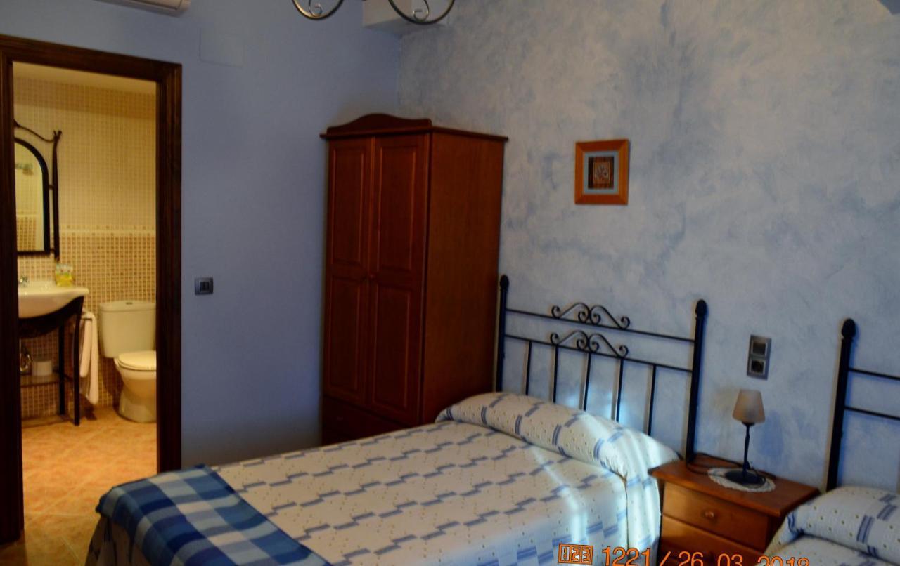 Posada La Reja Malpica de Tajo Eksteriør billede